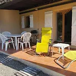 Сasa de vacaciones Spacious House With Pool Close To The Sea