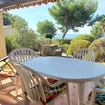 Spacious House With Pool Close To The Sea Сasa de vacaciones